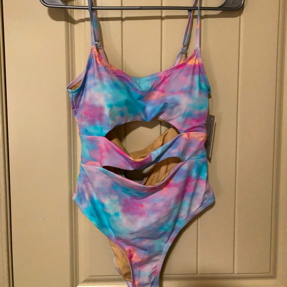 Tie dye cut out swim suit
